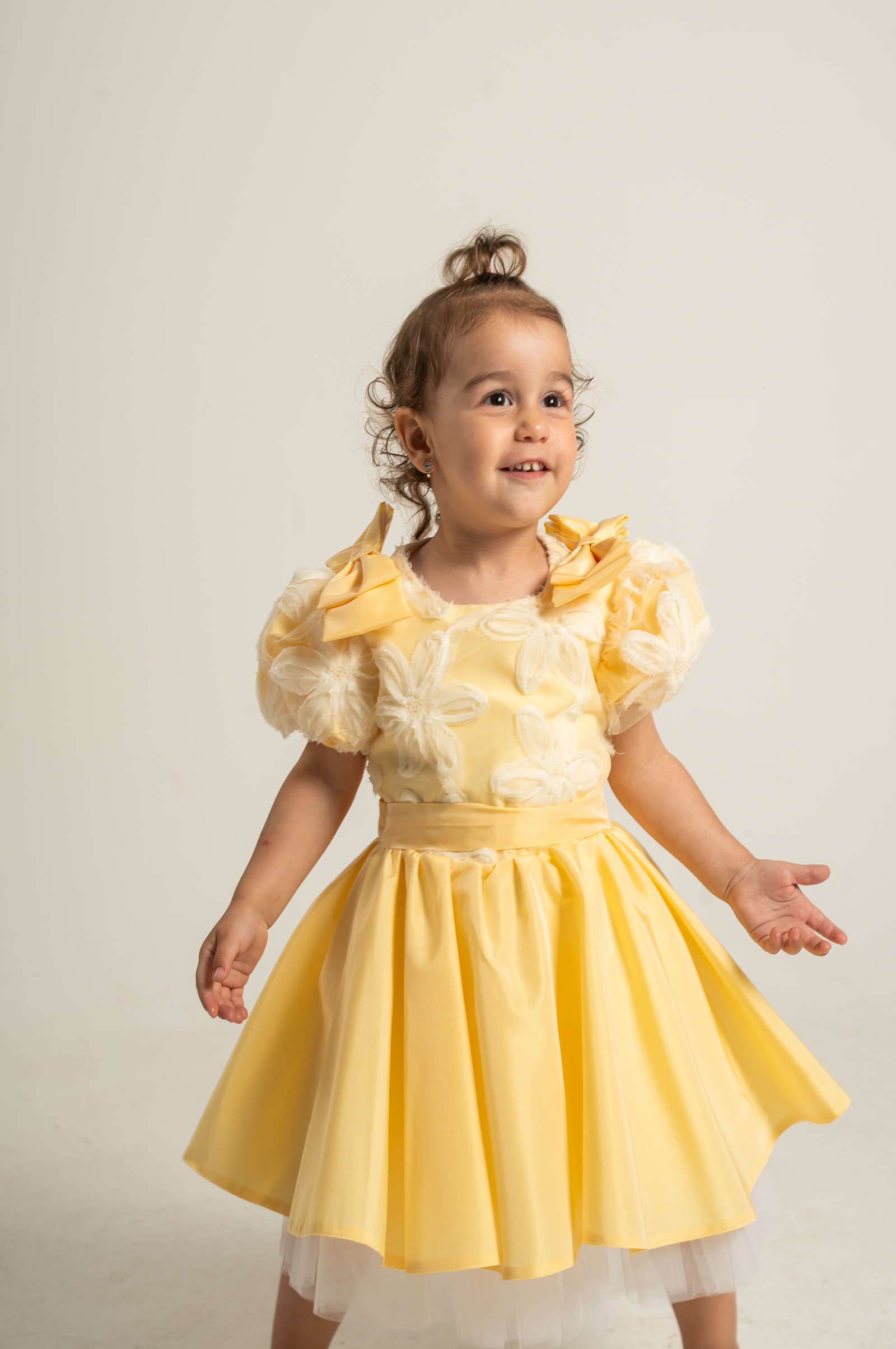 Mina Yellow Lace